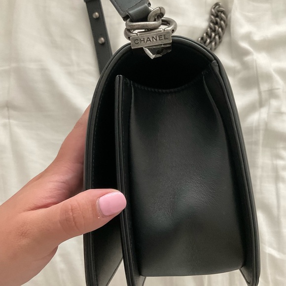 Chanel Medium Boy Bag black - Picture 4 of 13